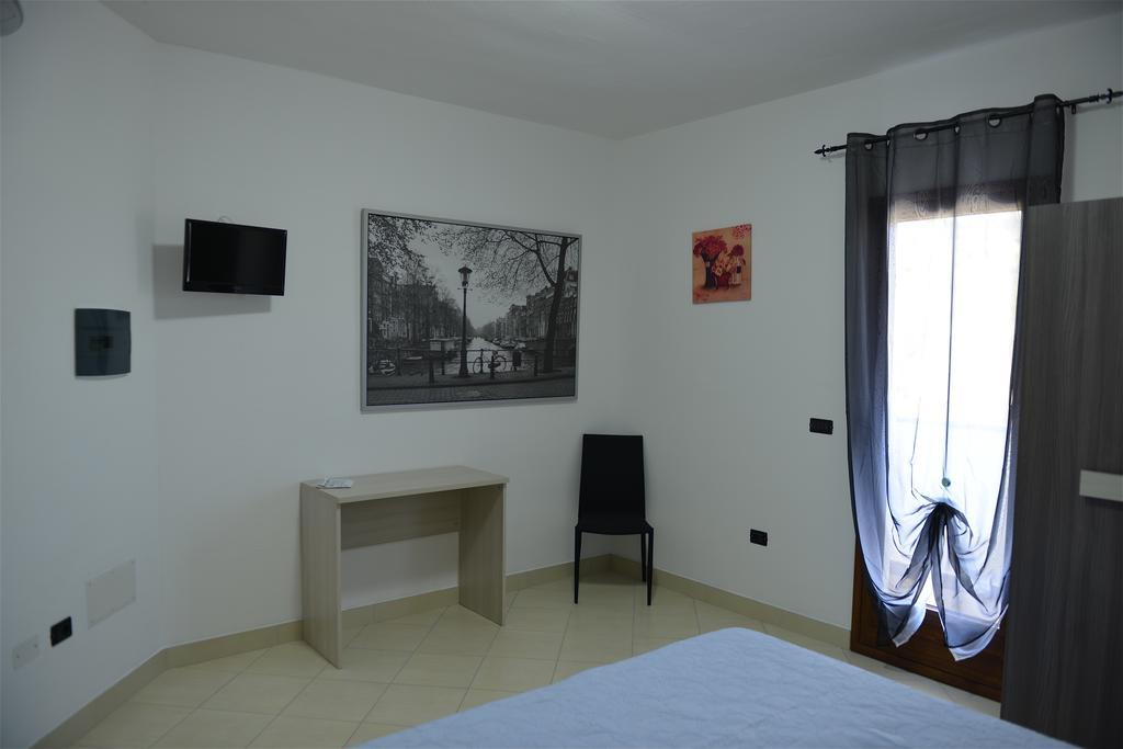 B&Birs Oliena Kamer foto