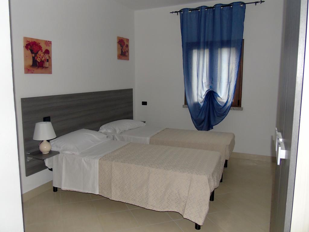 B&Birs Oliena Kamer foto